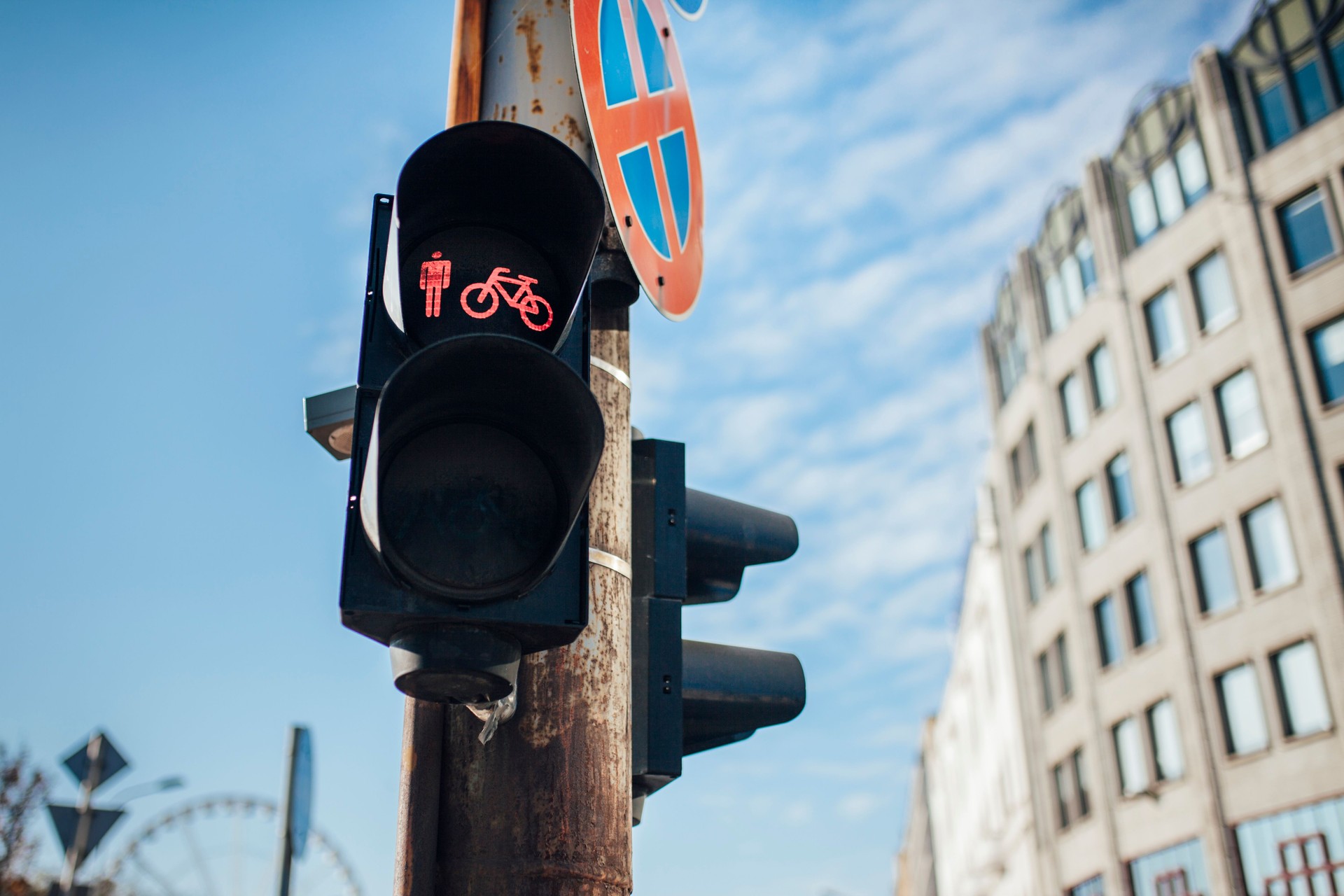 Roten Fahrrad und Fußgänger Ampeln in budapest